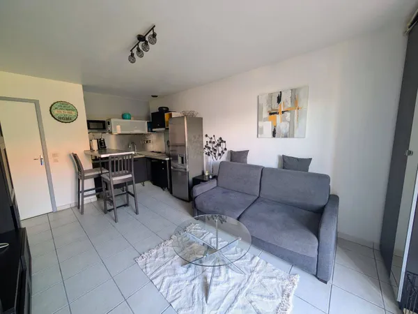 Studio 1 pièce 24 m²