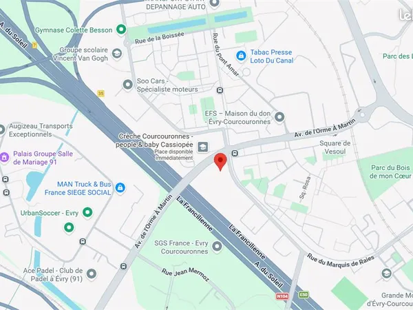 Boutique 626 m² EVRY COURCOURONNES