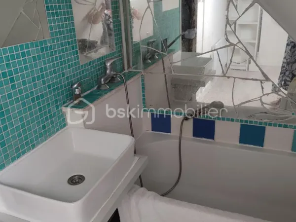 Appartement 1 pièce 9 m²