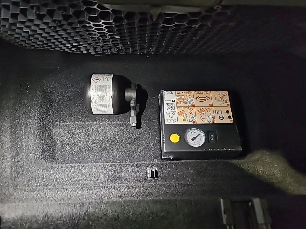 Peugeot 5008 bluehdi 130ch s&s eat8 allure pack — photo 25