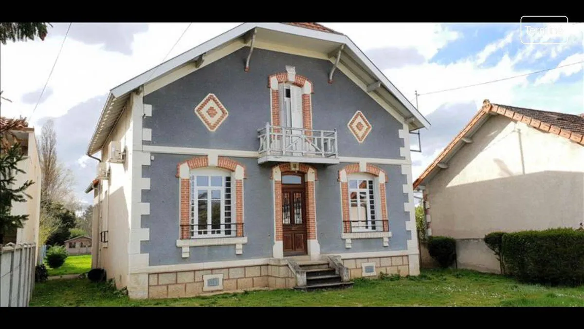 Photo 1