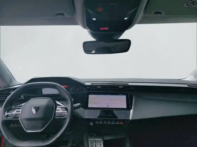 Peugeot 308 phev 180 e-eat8 — photo 8