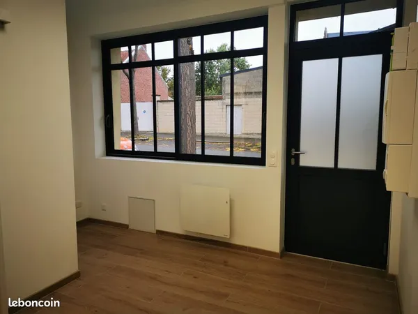 À LOUER - Local commercial rénové de 14 m² - Cagny (80330) - Disponible immédiatement