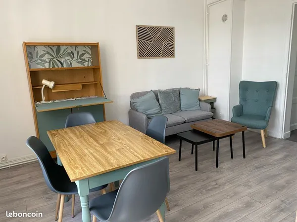 Appartement F1 bis meublé + parking