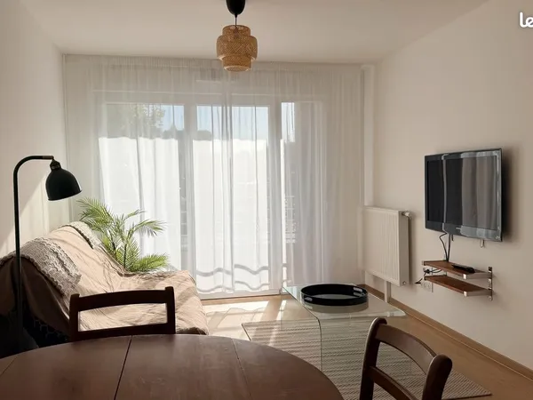 Appartement -2 pièces - 44m² - RDC