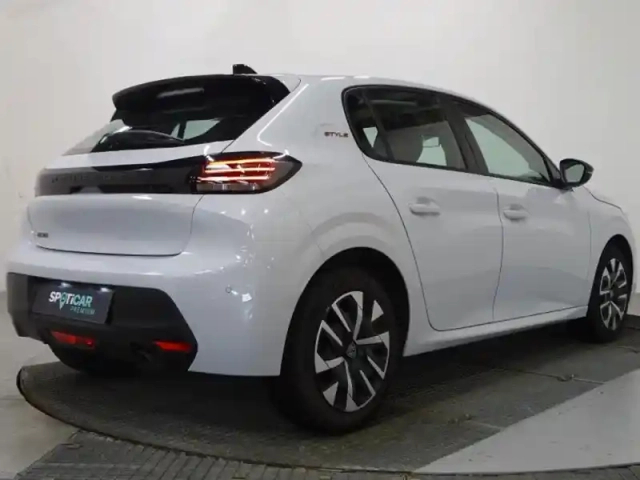 Peugeot 208 1.2 100ch s&amp;s style — photo 8