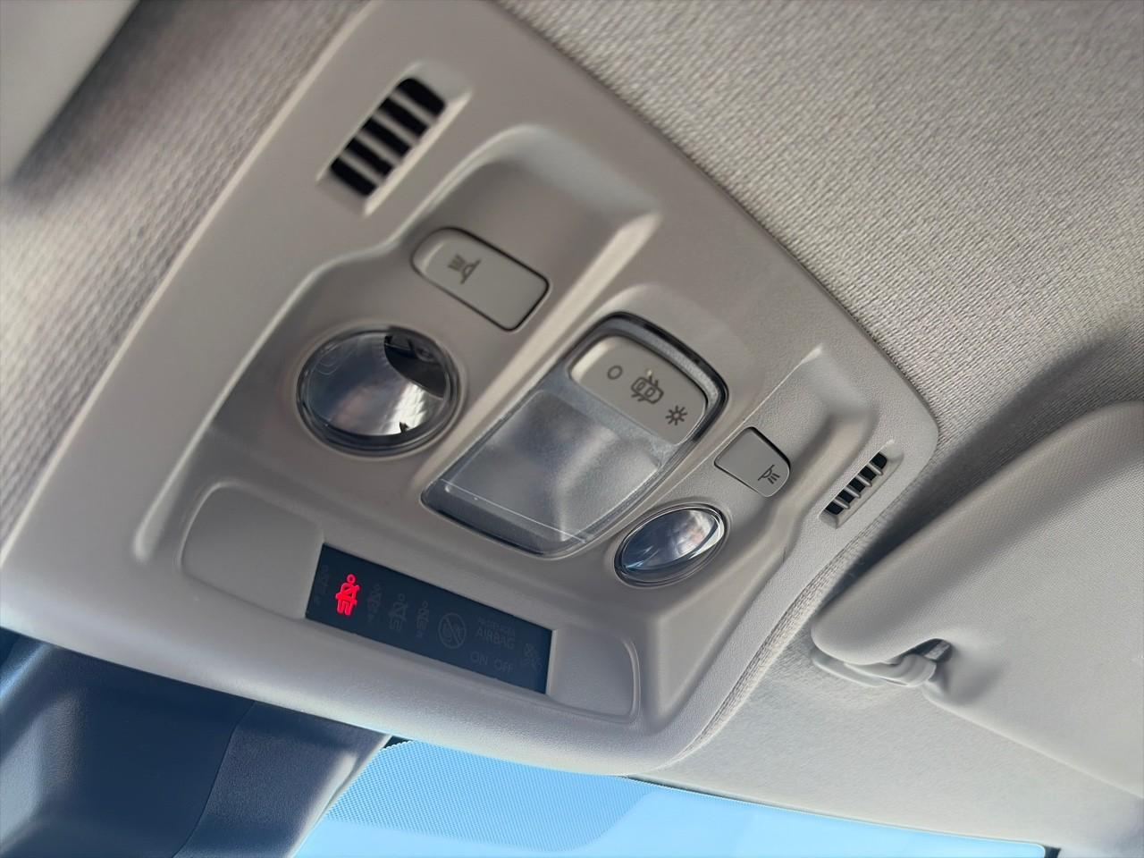 Citroën C3 1.2 puretech 110ch s&s shine eat6 — photo 21