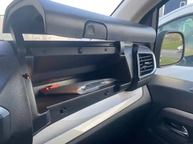 Citroën Jumpy e- fgn taille m 100 kw (136 ch) batterie 75 kwh — photo 30