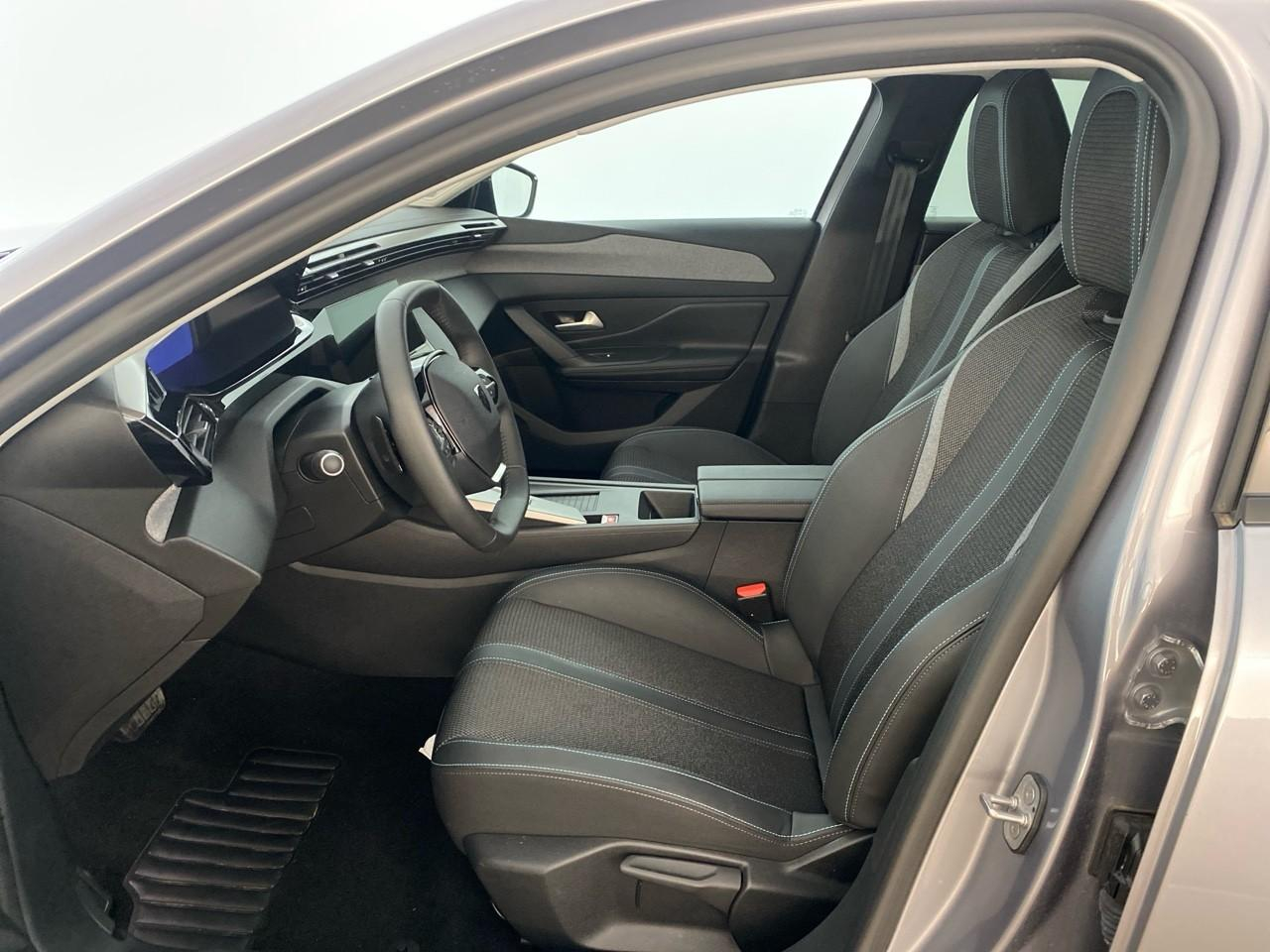 Peugeot 308 hybrid 145 e-dcs6 allure — photo 9