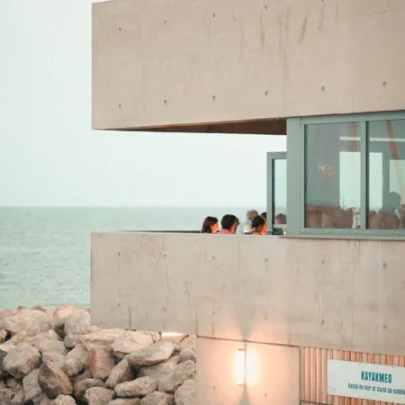 À céder - Société exploitant restaurant/bar - Emplacement exceptionnel à Sète