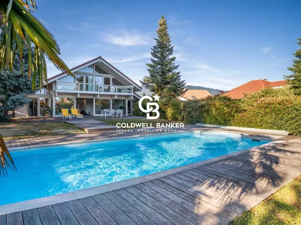 Maison 5 pièces 200 m²