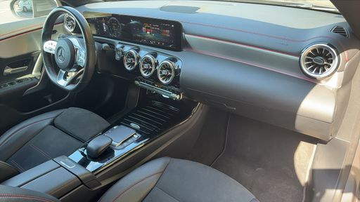 Mercedes Classe CLA 200 d 150 8G-TRONIC - AMG Line – 2022 – 109051 km – Diesel – Boîte Automatique — photo 36