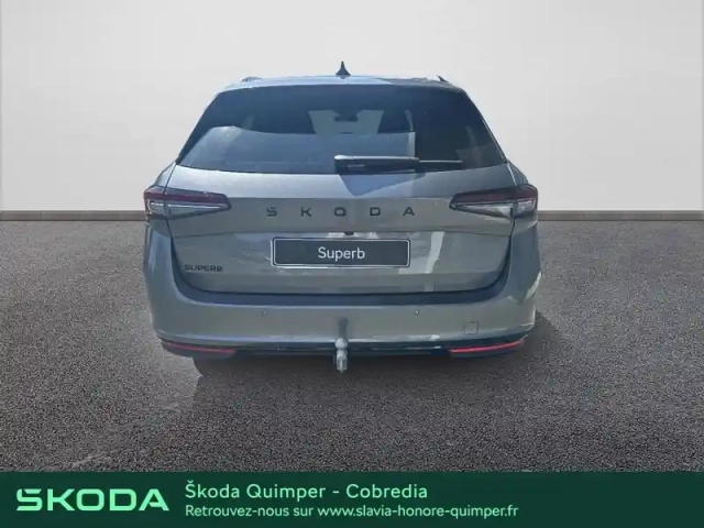 Skoda Superb combi 2.0 tdi scr 150ch sportline dsg7 — photo 4