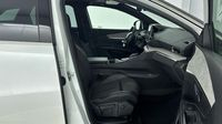 Peugeot 3008 HYBRID 225ch GT e-EAT8 — photo 15
