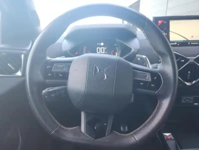 Ds Ds 3 puretech 130 auto performance line — photo 7