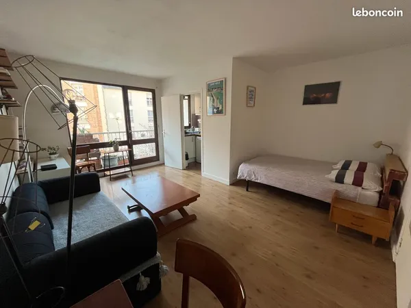 Gambetta - T1 bis lumineux - Balcon - 30m2