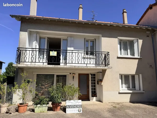 Maison 10 pièces 163 m²