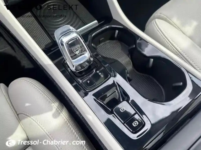 Volvo Xc40 t4 190 ch geartronic 8 inscription — photo 24