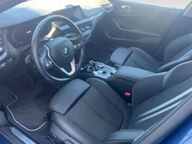 Bmw Serie 1 série 1 116ia 109ch edition sport dkg7 — photo 4
