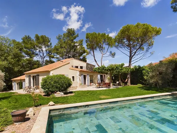 Maison de luxe 6 pièces 200 m²