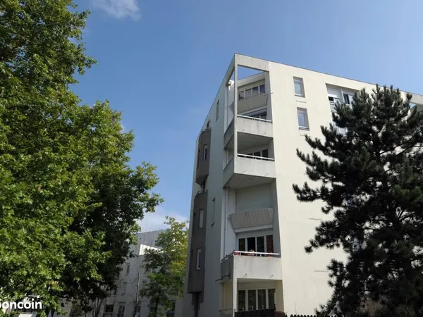 Garage/box 14 m² Reims