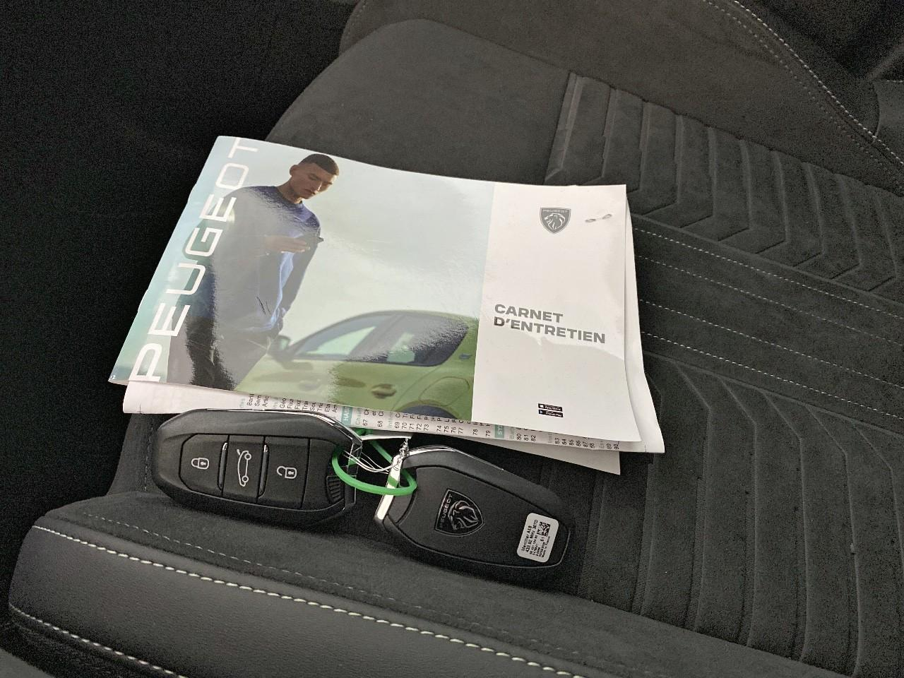 Peugeot 3008 hybrid 145 e-dcs6 gt — photo 18