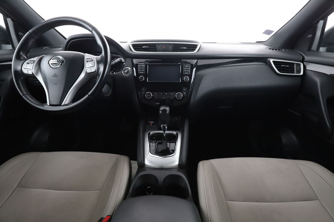 Nissan Qashqai 1.6 dCi Xtronic — photo 11