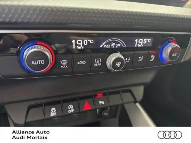 Audi A1 sportback 30 tfsi 116ch design s tronic 7 — photo 28