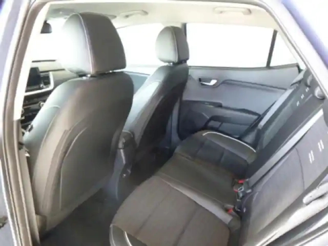 Kia Stonic 1.0 t-gdi 100ch gt line dct7 — photo 13