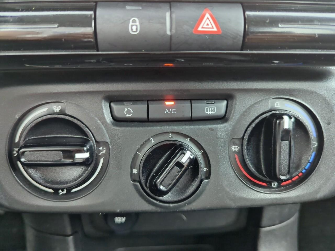 Citroën C3 puretech 83 ch bvm5 you — photo 24
