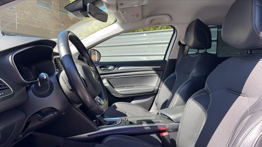 Renault Megane Estate 1.5 Blue dCi 115 EDC7 - Intens – 2021 – 125280 km – Diesel – Boîte Automatique — photo 16