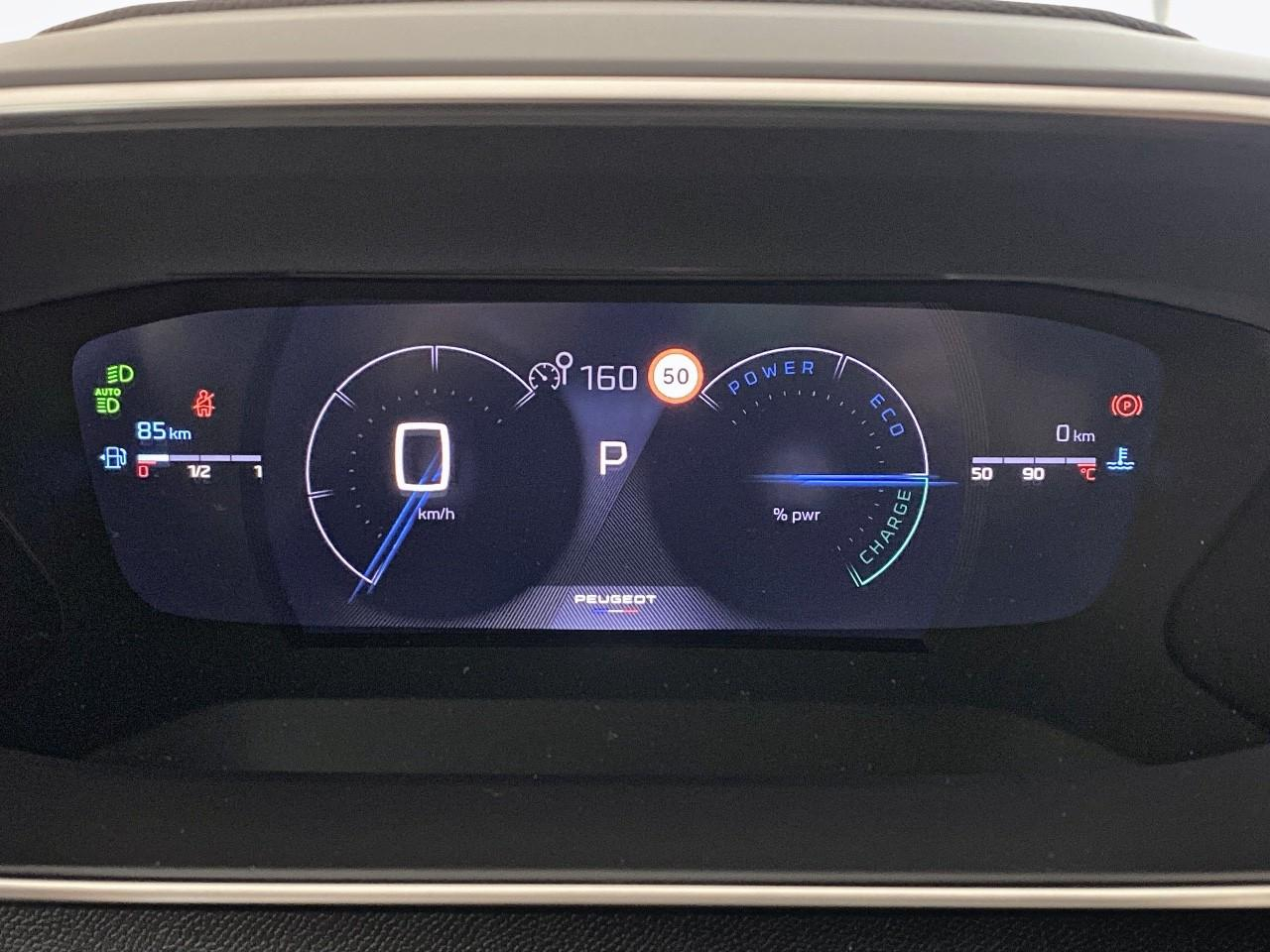 Peugeot 2008 hybrid 145 e-dcs6 gt — photo 14