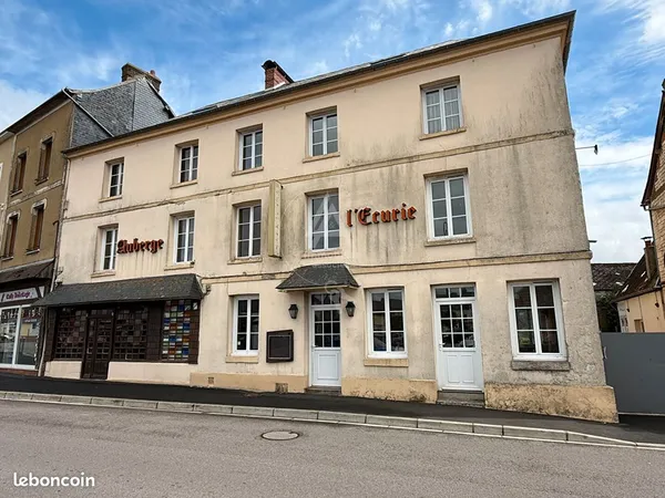Immeuble 14 pièces 956 m²