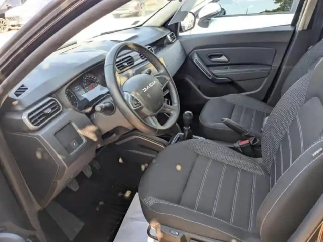 Dacia Duster 1.5 blue dci 115ch  journey 4x2 — photo 8