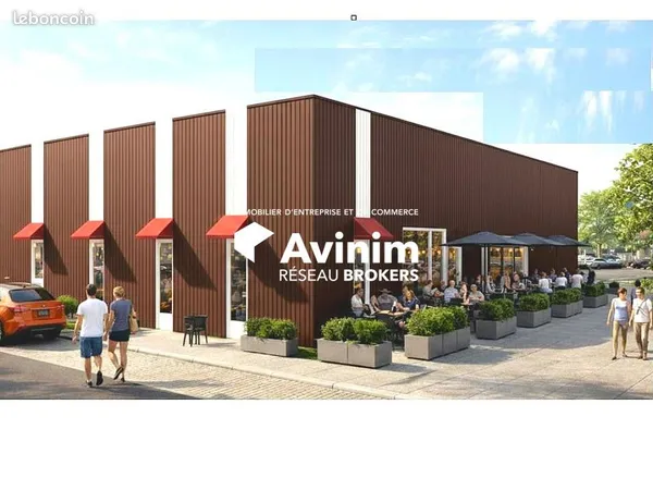 Local 490 m² Saran