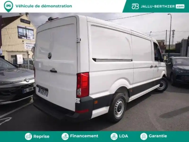Volkswagen Crafter fg 35 l3h3 2.0 tdi 140ch business traction bva8 — photo 4