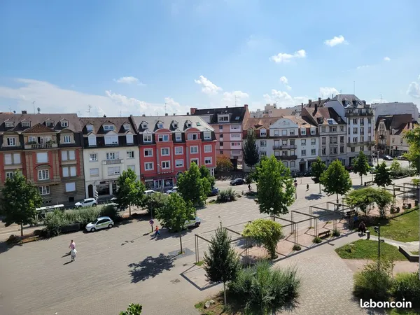 Particulier vend beau f4/5 emplacement d exception place du marche neudorf