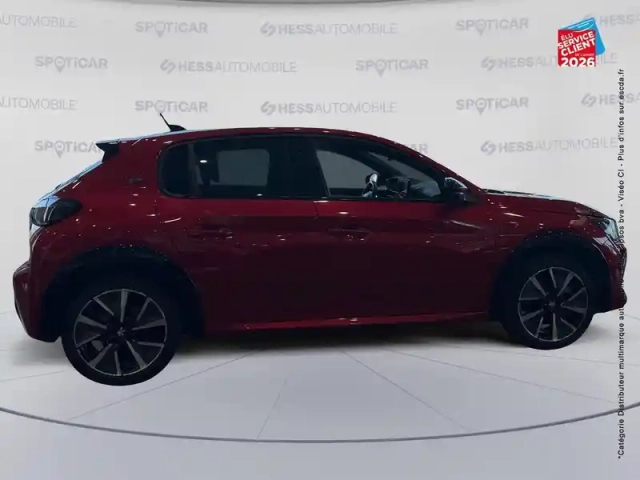 Peugeot 208 e- 136ch gt pack — photo 4
