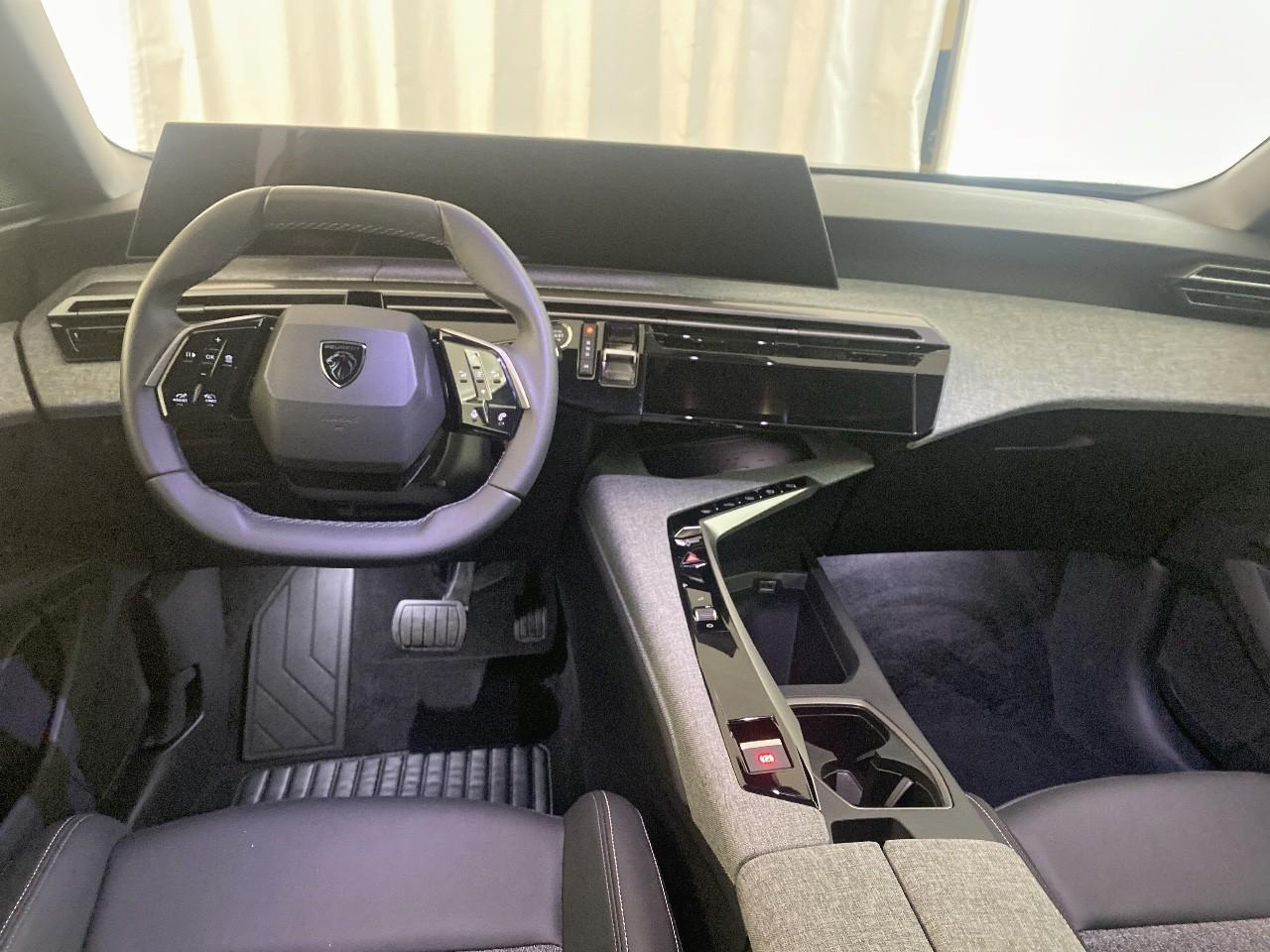 Peugeot 5008 hybrid 145 ch e-dcs6 allure — photo 8