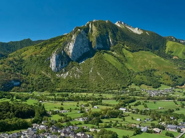 CHARMANT T4 Meublé en vallée d'Aspe