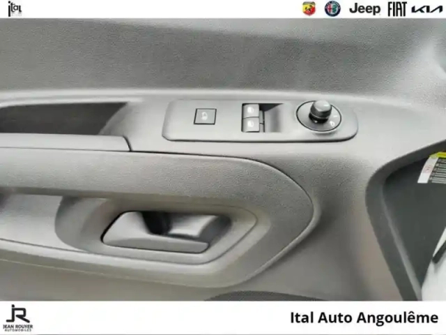 Fiat Doblo fg m 800kg electrique 136ch batterie 50 kwh — photo 12