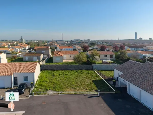 Terrain à batîr à Angles