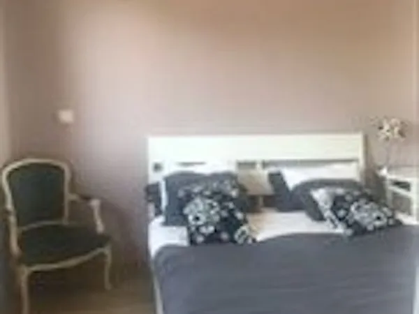 CHAMBRE chez l'habitant