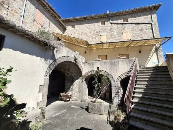 Maison Vente Les Vans 6p 90m² 235000€