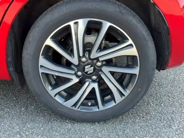 Suzuki Swift 1.2 dualjet hybrid — photo 30