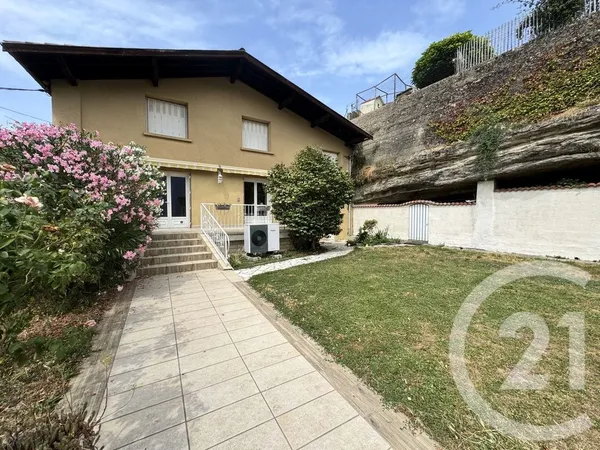 Maison 4 pièces 147 m²
