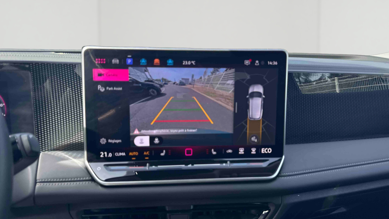 Volkswagen Tiguan 1.5 eHybrid 204ch DSG6 — photo 13
