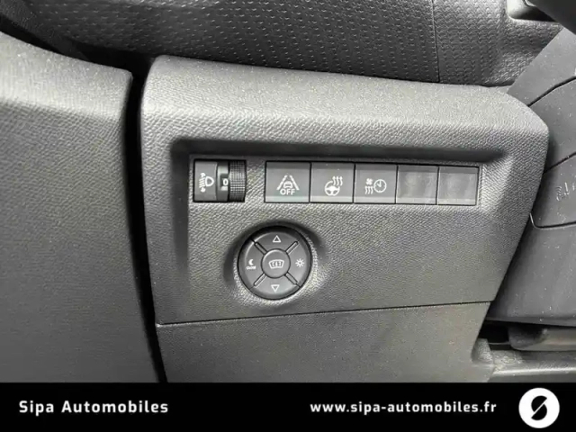 Citroën C4 e- 136 ch automatique — photo 28