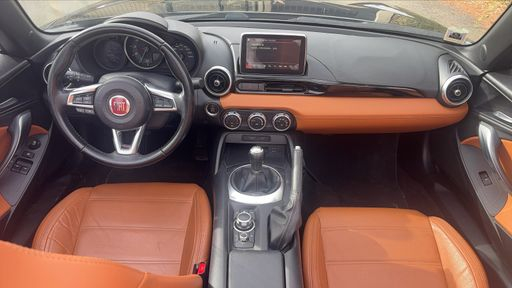 Fiat 124 Spider 1.4 MultiAir 140 - Lusso – 2017 – 62316 km – Essence – Boîte Manuelle — photo 23