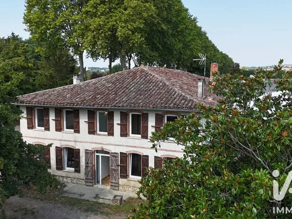 Maison 7 pièces 212 m²